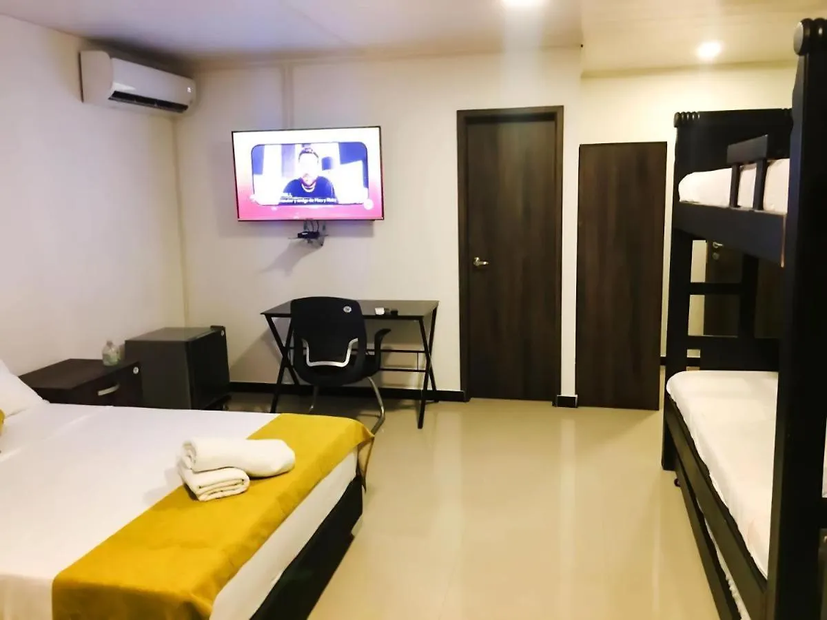 Hostal Galyrod House San Andrés