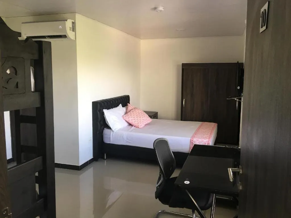 Hostal Galyrod House San Andrés 4*,  Colombia