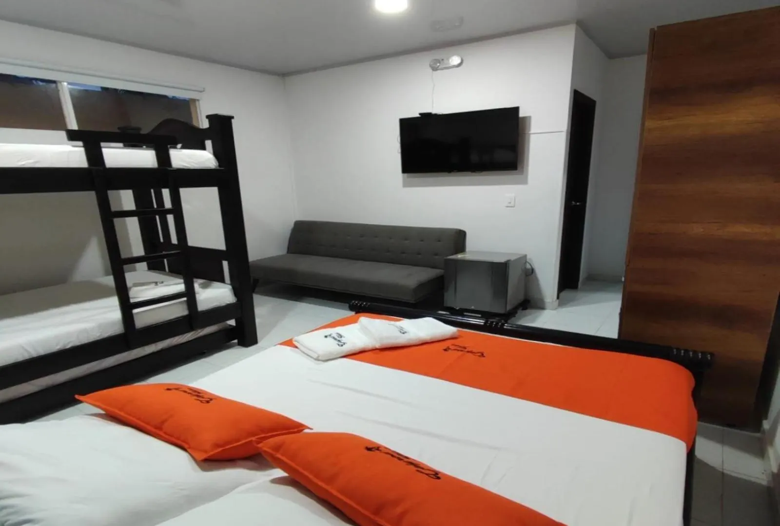 Hostal Galyrod House San Andrés 4*,