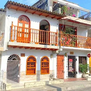 hostal-casa-el-prado.cartagena-hotels.org/